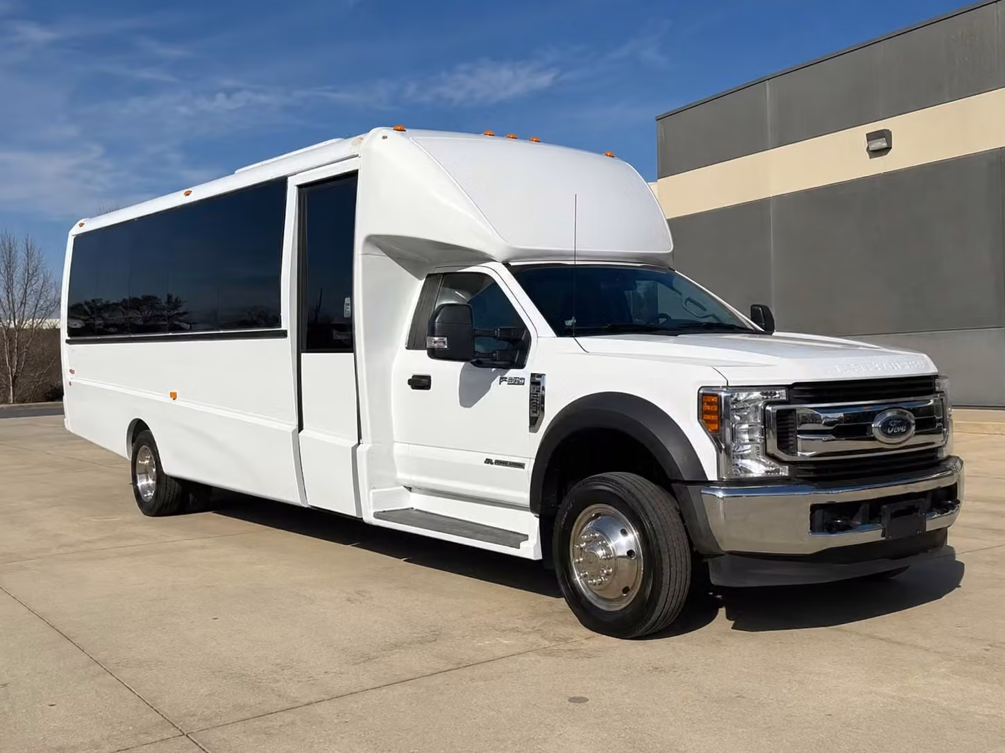 15 passenger minibus