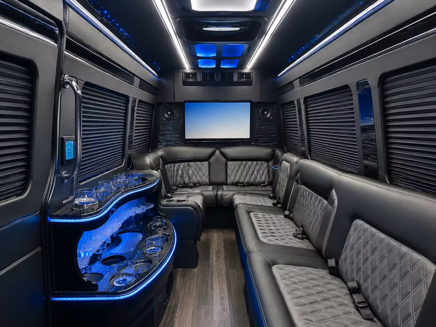 leaguecitycharterbus com can help you plan galveston bay area sporting event shuttle services