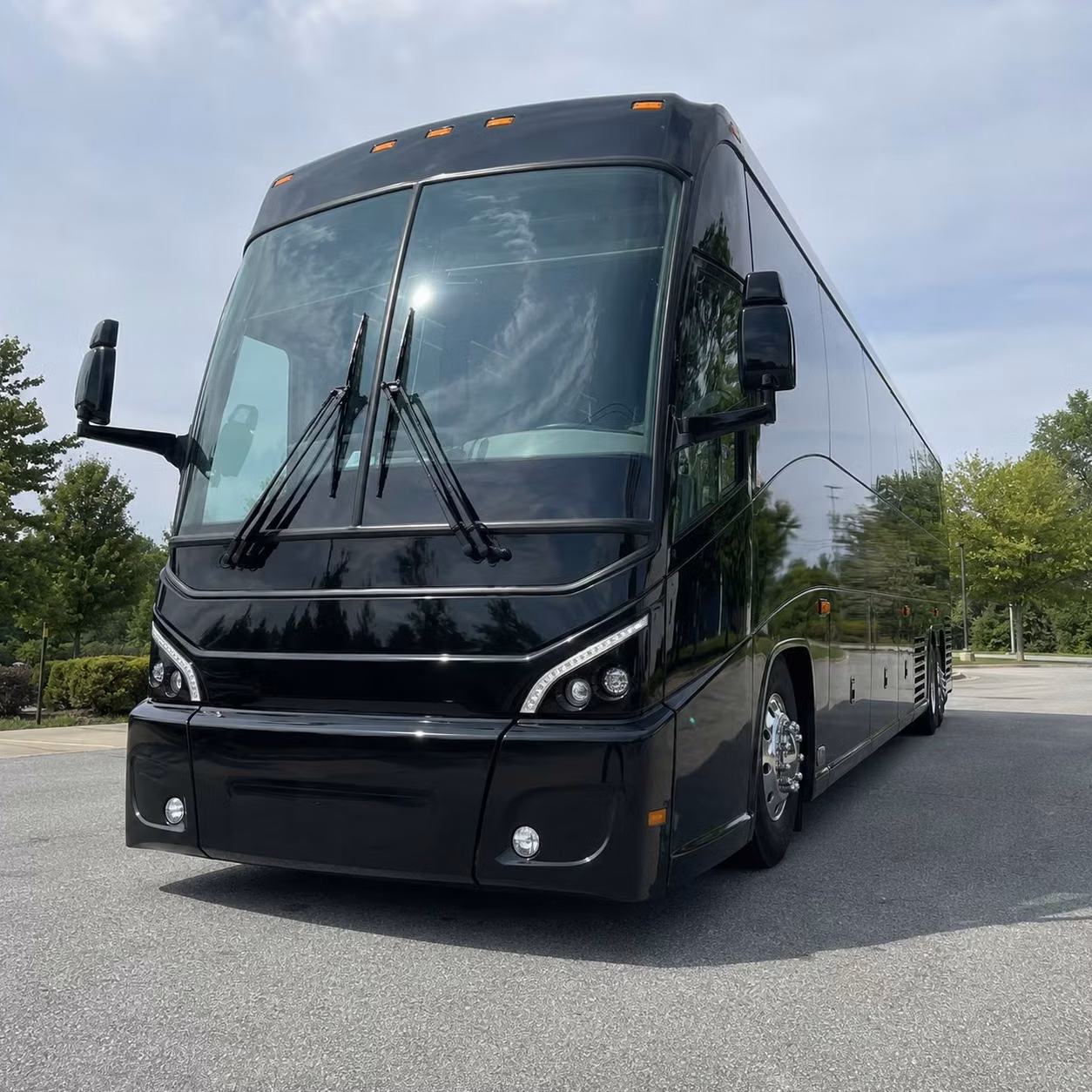 shuttle transportation for nasa johnson space center personnel and contractors in league city