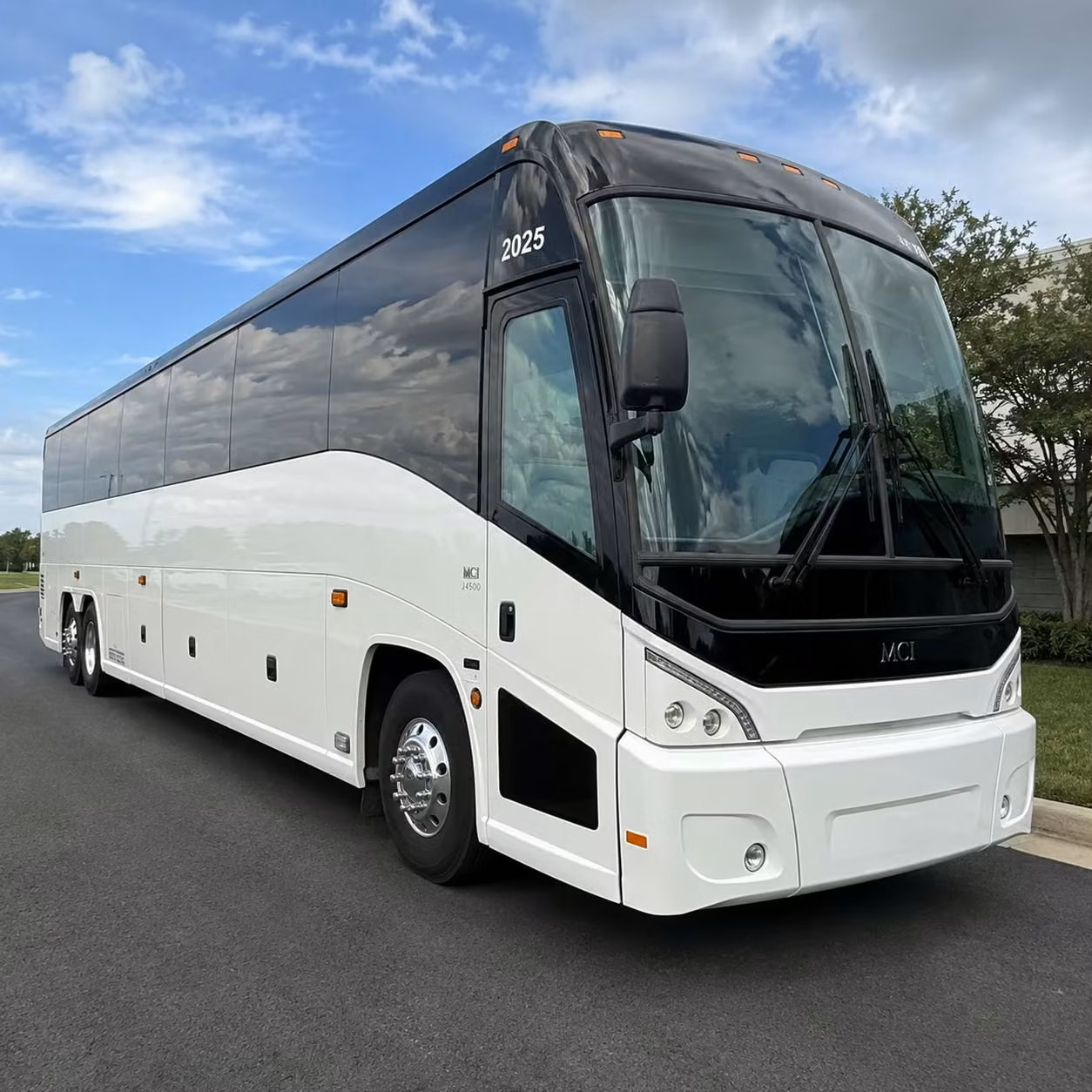 toyota center concert shuttles from league city skip the downtown houston parking nightmare